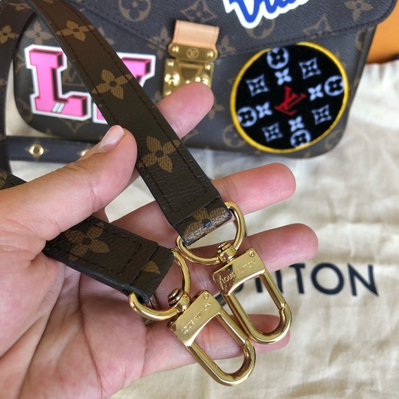 Authentic Louis Vuitton Pochette Métis Patches - Picture 6 of 8